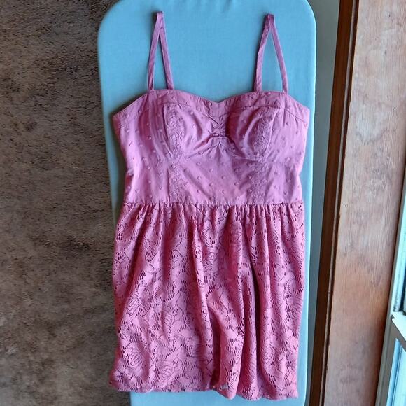 AEO Pink Bustier Lace Babydoll Dress Small removable padding adjustable straps - Picture 3 of 16